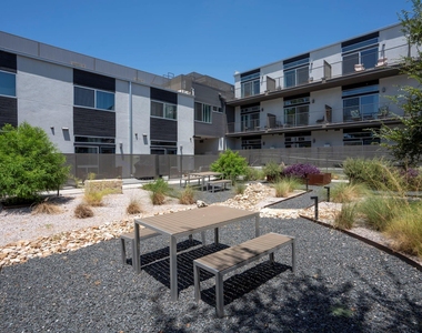 1701 E M L King Jr Blvd - Photo Thumbnail 29