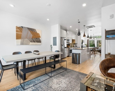 1701 E M L King Jr Blvd - Photo Thumbnail 1