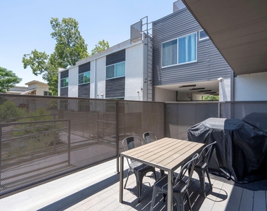 1701 E M L King Jr Blvd - Photo Thumbnail 33
