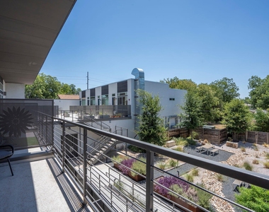 1701 E M L King Jr Blvd - Photo Thumbnail 26