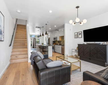 1701 E M L King Jr Blvd - Photo Thumbnail 6
