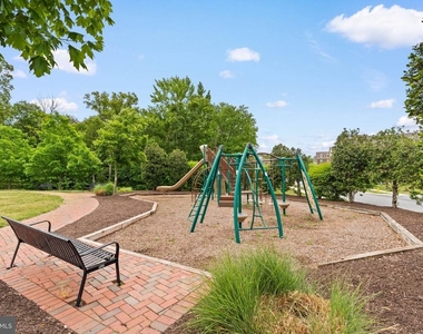 10969 Bartholomew Alley - Photo Thumbnail 24