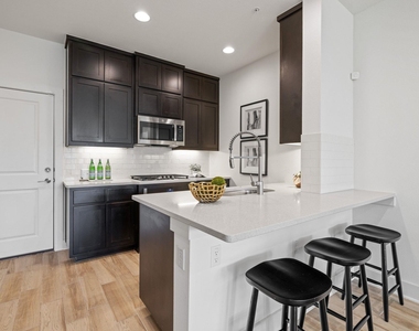 2508 Simond Ave - Photo Thumbnail 16