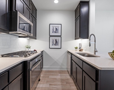 2508 Simond Ave - Photo Thumbnail 17