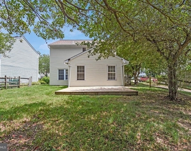 4037 Broadbill Circle - Photo Thumbnail 35