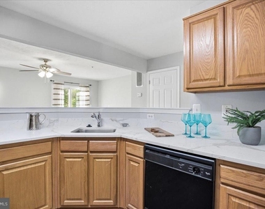 8000 Delores Court - Photo Thumbnail 10