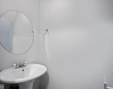 8000 Delores Court - Photo Thumbnail 31
