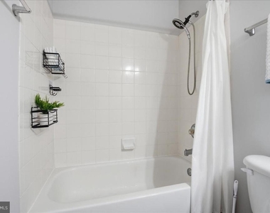 8000 Delores Court - Photo Thumbnail 23