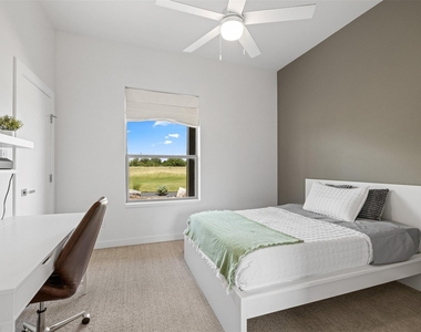 215 Mesa Vista Dr - Photo Thumbnail 19