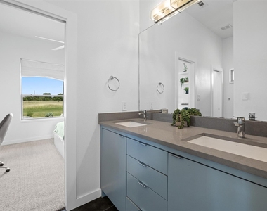 215 Mesa Vista Dr - Photo Thumbnail 20