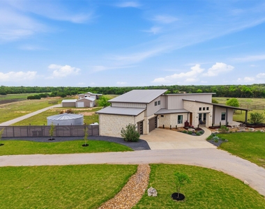 215 Mesa Vista Dr - Photo Thumbnail 24