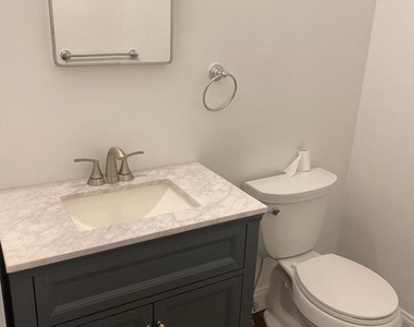 22 Bloomsbury Avenue - Photo Thumbnail 12