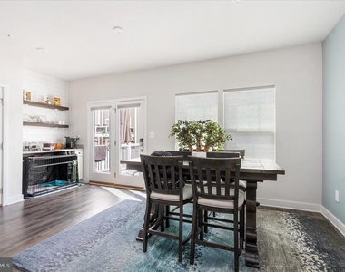 6239 Islington Street - Photo Thumbnail 11