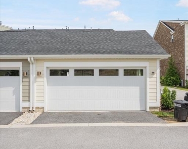 6239 Islington Street - Photo Thumbnail 44