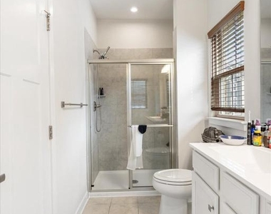 6239 Islington Street - Photo Thumbnail 31