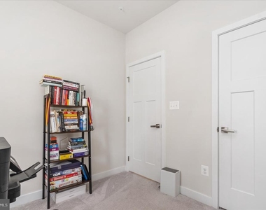 6239 Islington Street - Photo Thumbnail 23