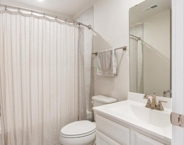 6239 Islington Street - Photo Thumbnail 38
