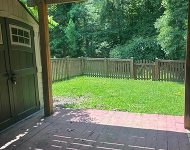 522 Brighton Place - Photo Thumbnail 13