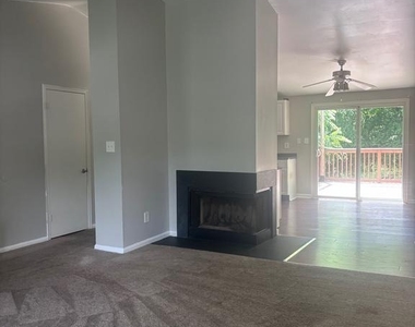 522 Brighton Place - Photo Thumbnail 1