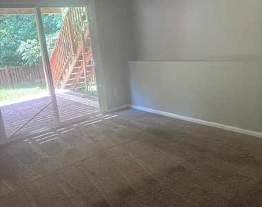 522 Brighton Place - Photo Thumbnail 10
