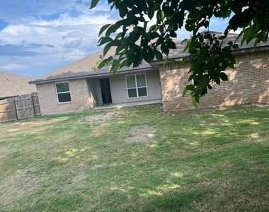 2428 Nolan Creek St - Photo Thumbnail 34