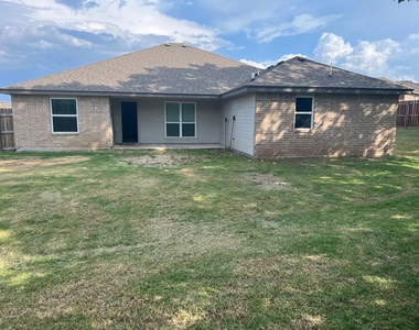 2428 Nolan Creek St - Photo Thumbnail 35