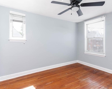 3243 Kentucky Avenue - Photo Thumbnail 11