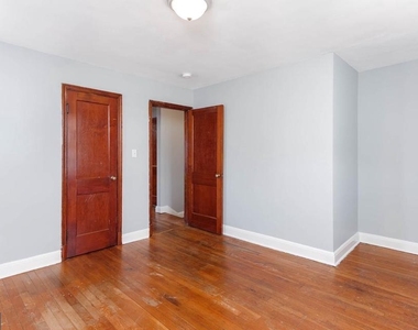 3243 Kentucky Avenue - Photo Thumbnail 14
