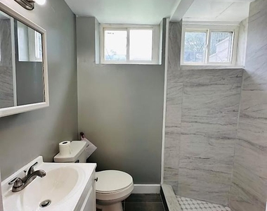 3912 Kenyon Avenue - Photo Thumbnail 8