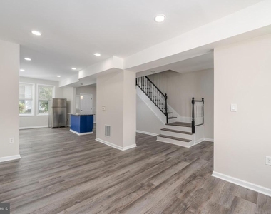 2626 Oswego Avenue - Photo Thumbnail 13