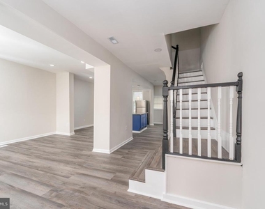 2626 Oswego Avenue - Photo Thumbnail 5