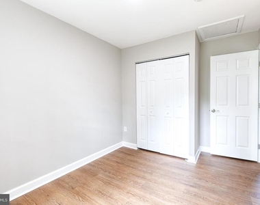 1869 Robin Court - Photo Thumbnail 17
