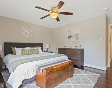 7828 Citadel Drive - Photo Thumbnail 19