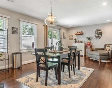 7828 Citadel Drive - Photo Thumbnail 14