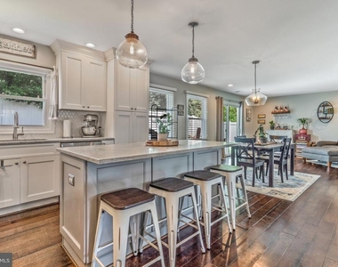 7828 Citadel Drive - Photo Thumbnail 9