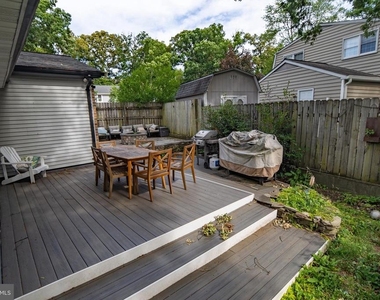 605 Kensington Avenue - Photo Thumbnail 2