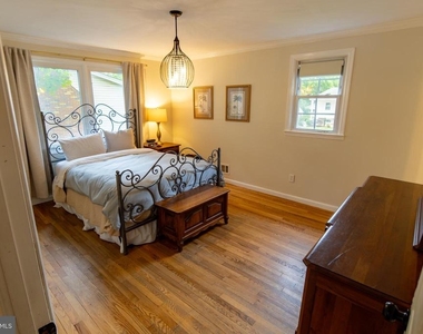 605 Kensington Avenue - Photo Thumbnail 3