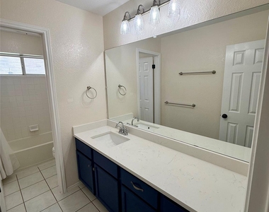 1713 Lantana Dr - Photo Thumbnail 18