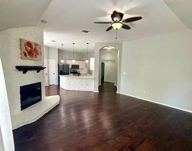 1713 Lantana Dr - Photo Thumbnail 5
