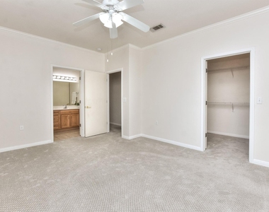 508 Texas Dr - Photo Thumbnail 9