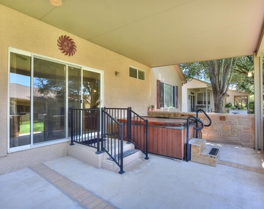 508 Texas Dr - Photo Thumbnail 4