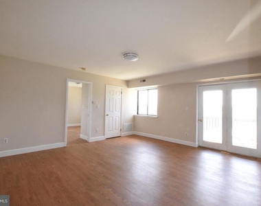 162 Paladin Drive - Photo Thumbnail 10