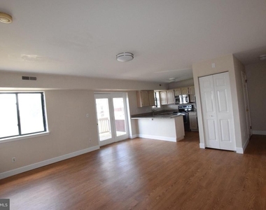 162 Paladin Drive - Photo Thumbnail 9