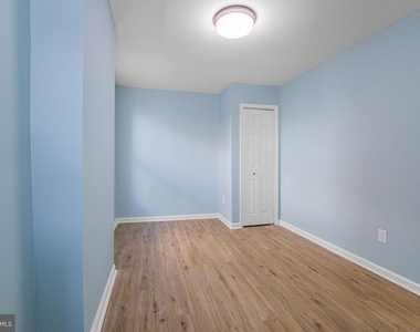 2321 N Tatnall Street - Photo Thumbnail 23