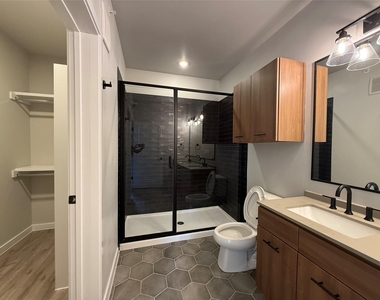 4510 Terry O Ln - Photo Thumbnail 14