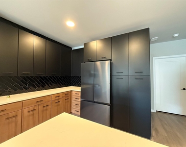 4510 Terry O Ln - Photo Thumbnail 8