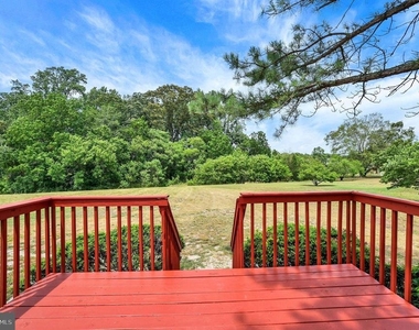 270 Oaknoll Avenue - Photo Thumbnail 1