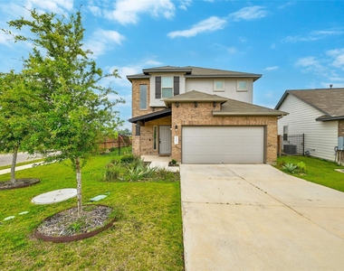 101 Lambert St - Photo Thumbnail 1