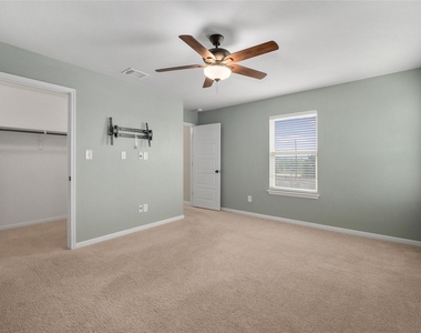 101 Lambert St - Photo Thumbnail 18