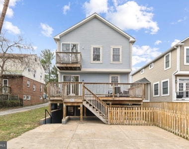2837 Myrtle Avenue Ne - Photo Thumbnail 24